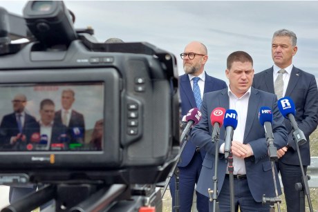 oleg butković_tomislav klarić_josip škorić