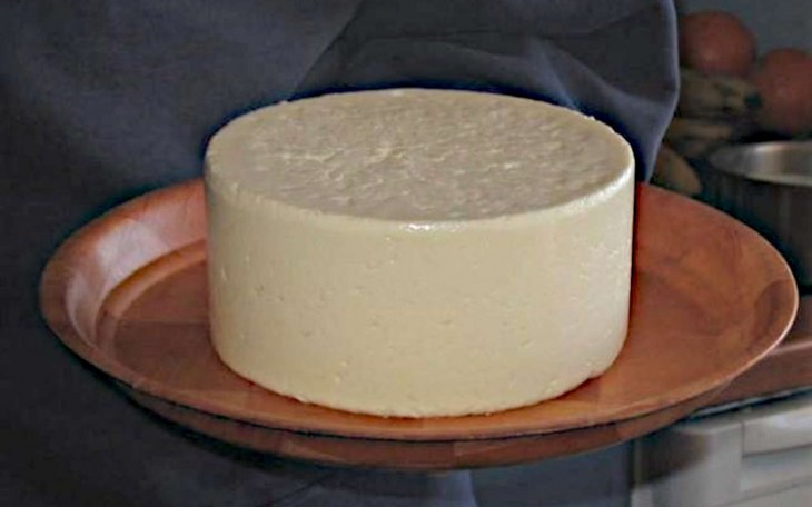 Lički sir škripavac
